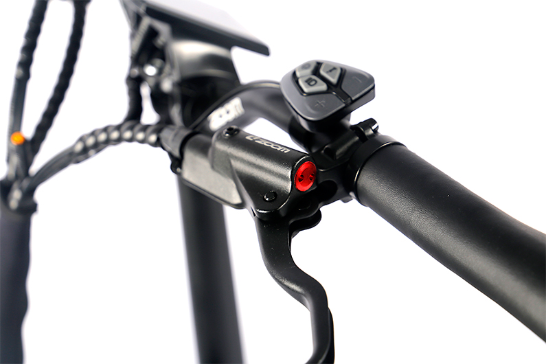 PLUS F20-T (Internal Cable Routing)